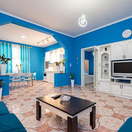 Vila Al3 Durrës Exteriör bild