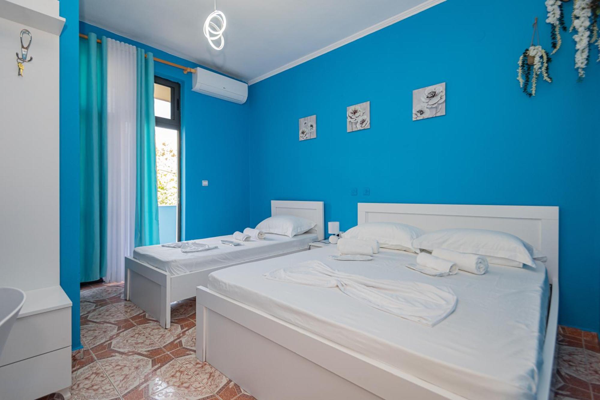 Vila Al3 Durrës Exteriör bild