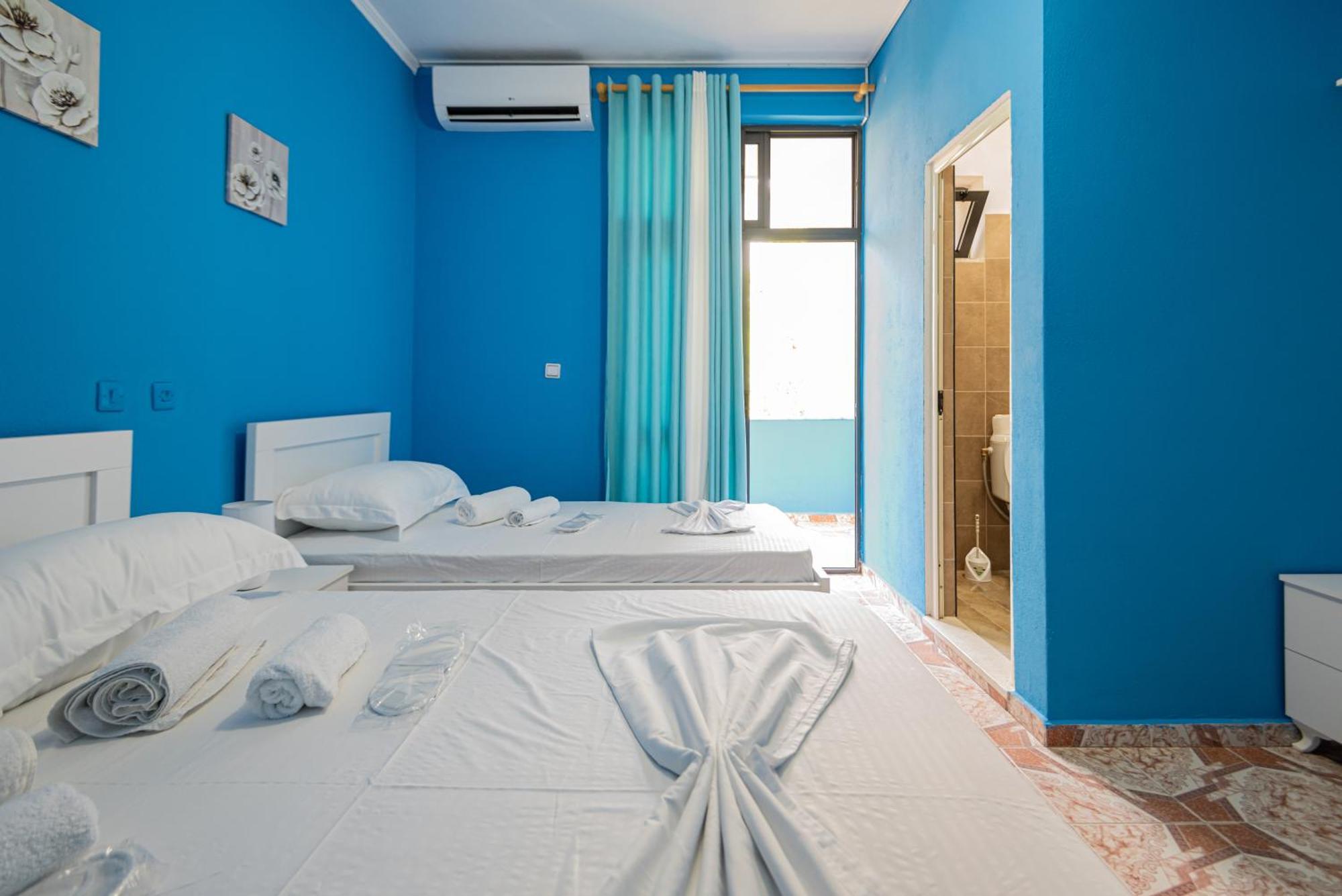 Vila Al3 Durrës Exteriör bild