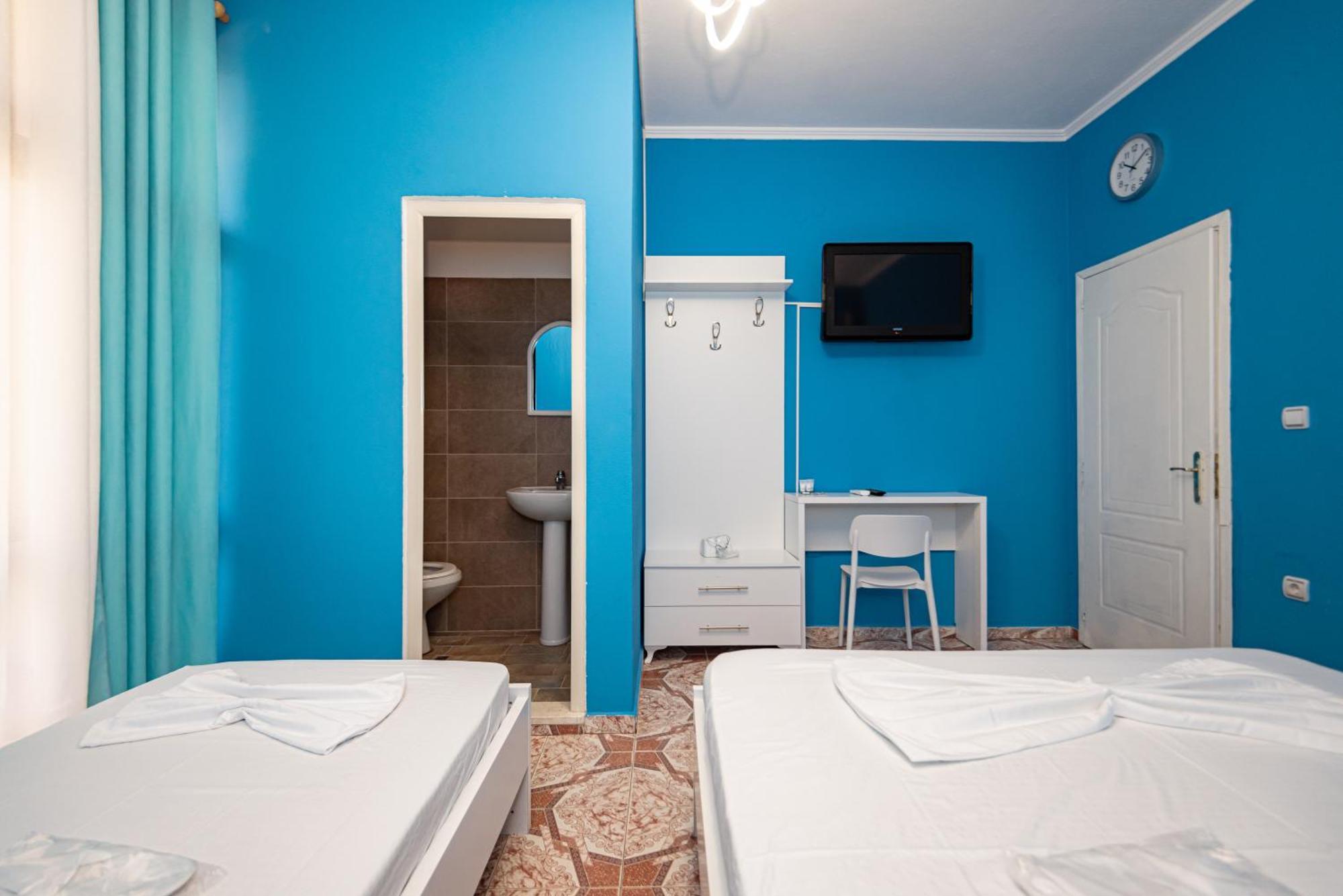 Vila Al3 Durrës Exteriör bild