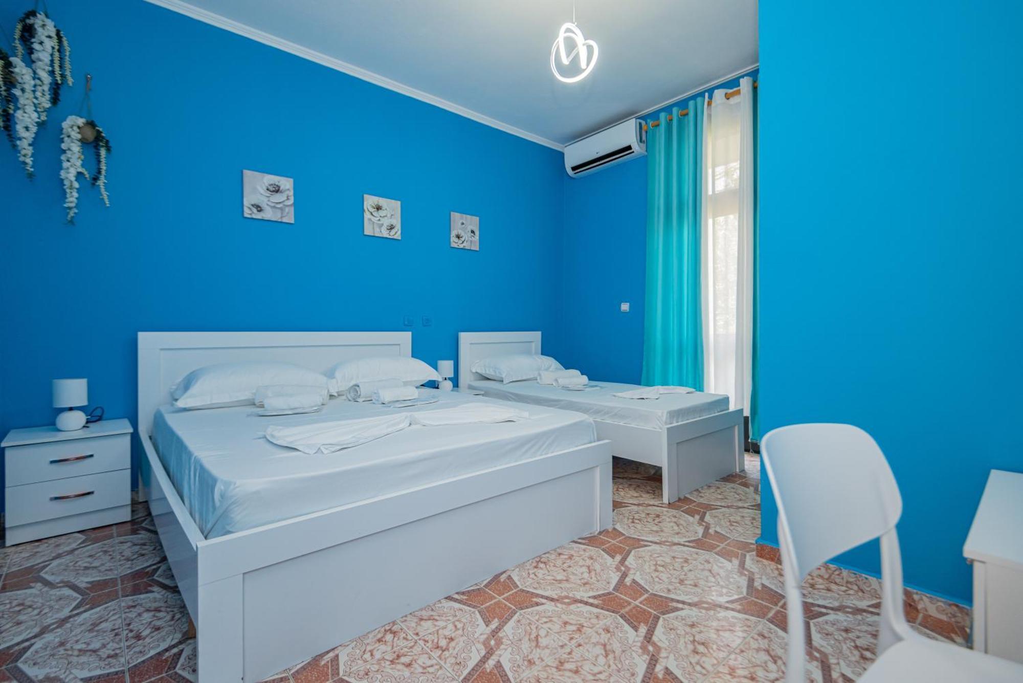 Vila Al3 Durrës Exteriör bild