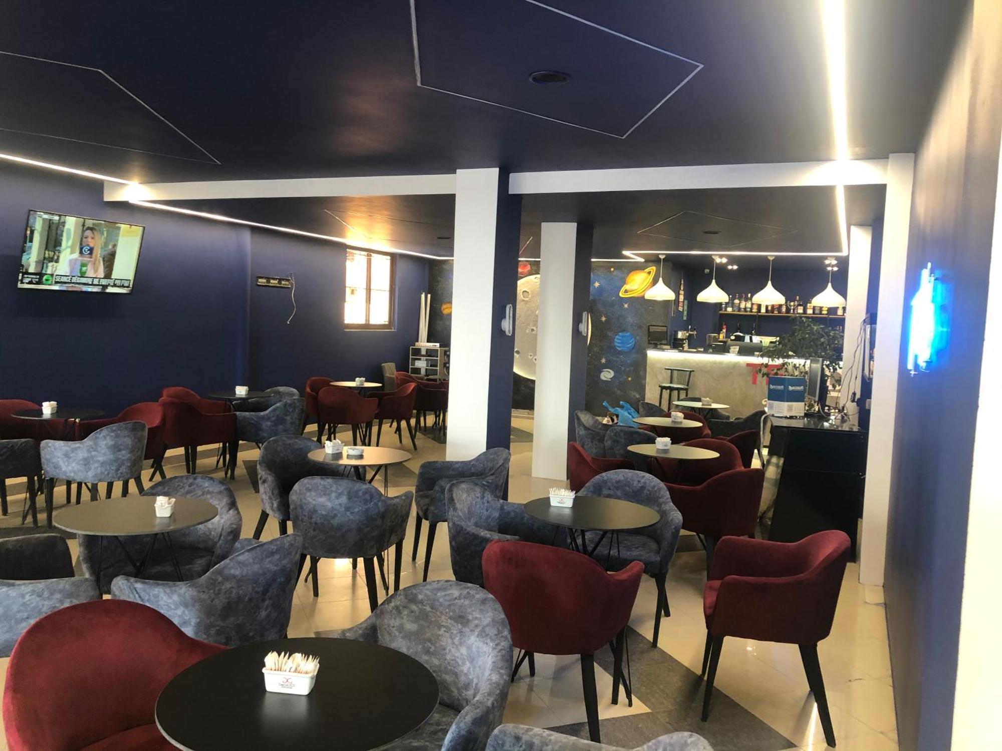 Vila Al3 Durrës Exteriör bild